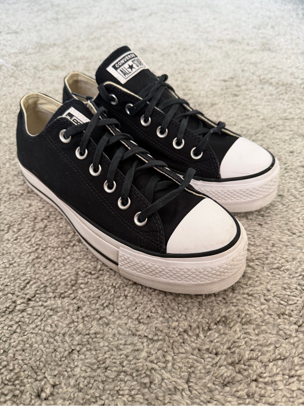 Converse Low Top Platform Canvas Sneakers - Black &  White Size 8